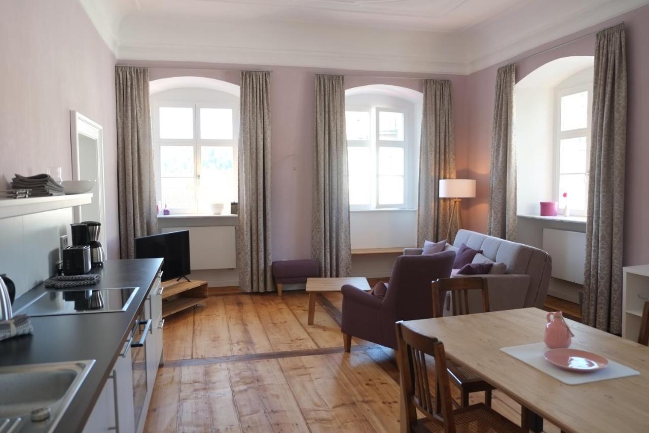 65Qm Wohnung Klosterblick Im Historischen Pfarrhaus Pielenhofen Bagian luar foto